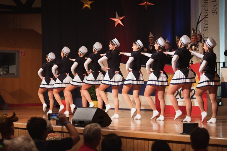 224 – Prunksitzung 2022 – 224 – Sternschnuppen Bockeroth