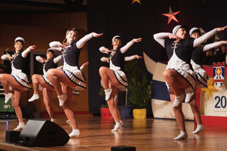 256 – Prunksitzung 2022 – 256 – Sternschnuppen Bockeroth