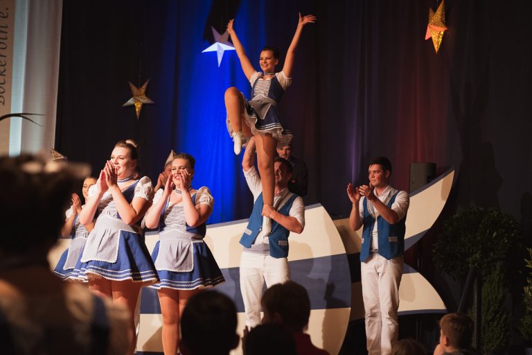 375 – Prunksitzung 2022 – 375 – Sternschnuppen Bockeroth