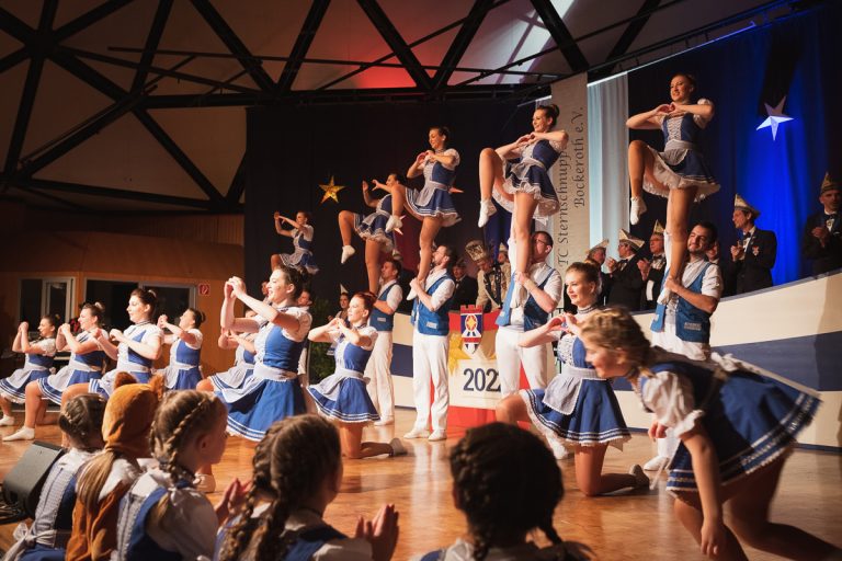 414 – Prunksitzung 2022 – 414 – Sternschnuppen Bockeroth