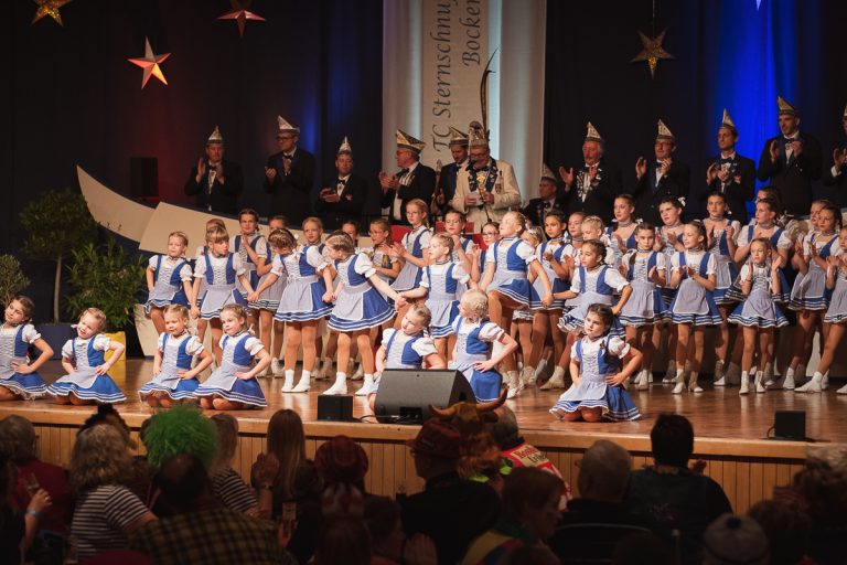 94 – Prunksitzung 2022 – 094 – Sternschnuppen Bockeroth